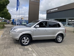 Hyundai Tucson - 2.0i 4WD Style S-Ed