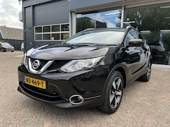Nissan Qashqai - 1.2 N-Connecta Panoramadak, 360 Camera, Cruise, Clima