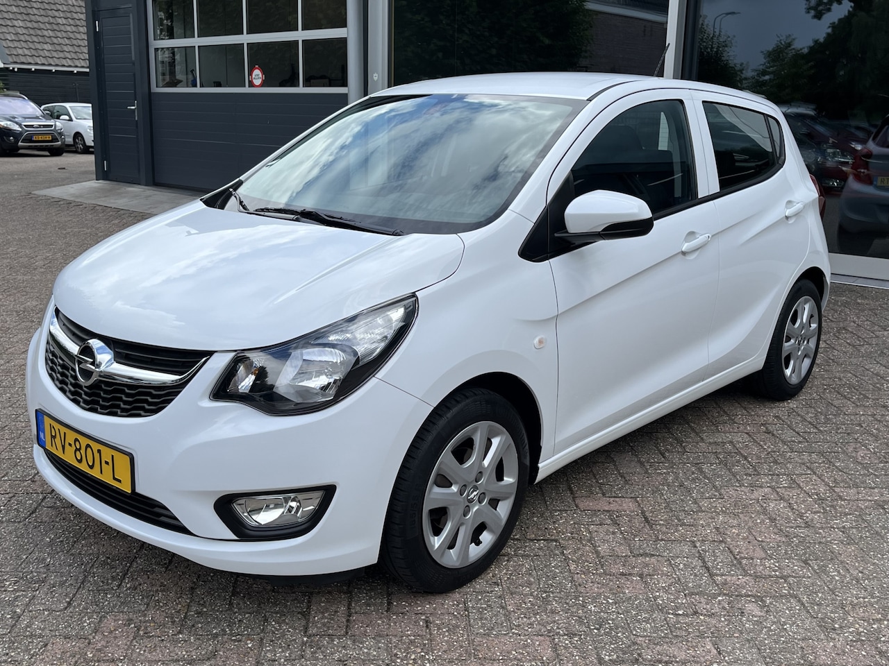 Opel Karl - 1.0 ecoFLEX Edition Bluetooth, Cruise, Airco, Parkeersensoren achter. - AutoWereld.nl