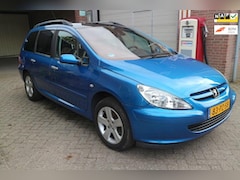 Peugeot 307 SW - 2.0 16V AIRCO trekhaak NETTE EN GOEDE AUTO