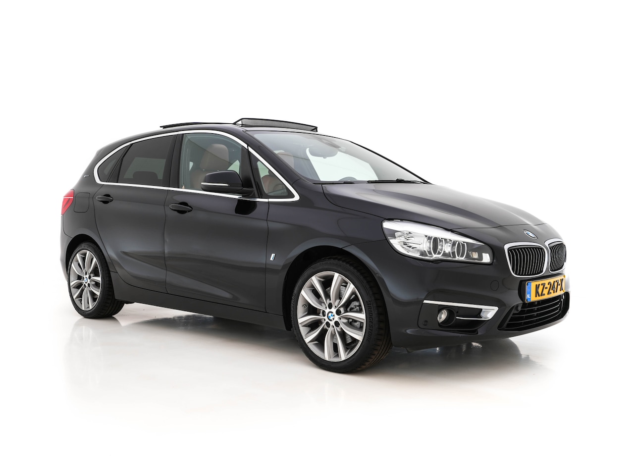 BMW 2-serie Active Tourer - 225xe iPerformance Centennial High Executive Aut. *PANO | HEAD-UP | FULL-LEATHER | FULL-LE - AutoWereld.nl