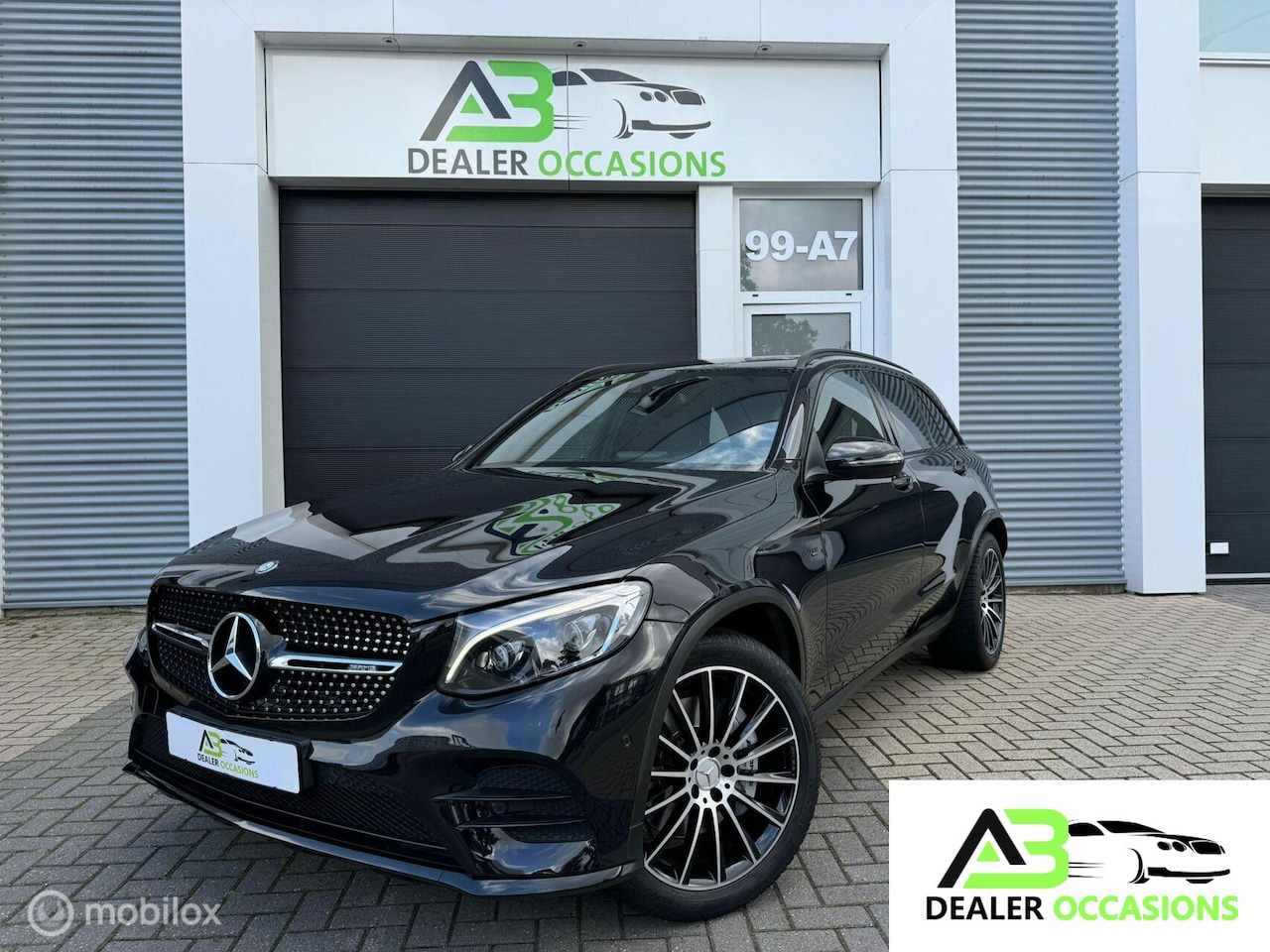 Mercedes-Benz AMG GLC - 43 4MATIC Black Editie-Designo-Pano - AutoWereld.nl