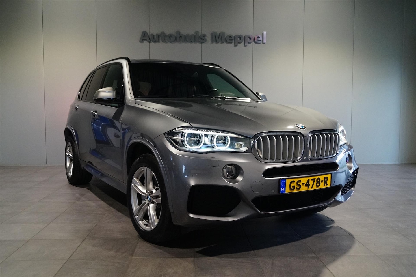 BMW X5 - M50d M-Sport/// | LED | B&O | 7 Persoons | Head-Up Display | Panoramadak | 360 Camera | Tr - AutoWereld.nl