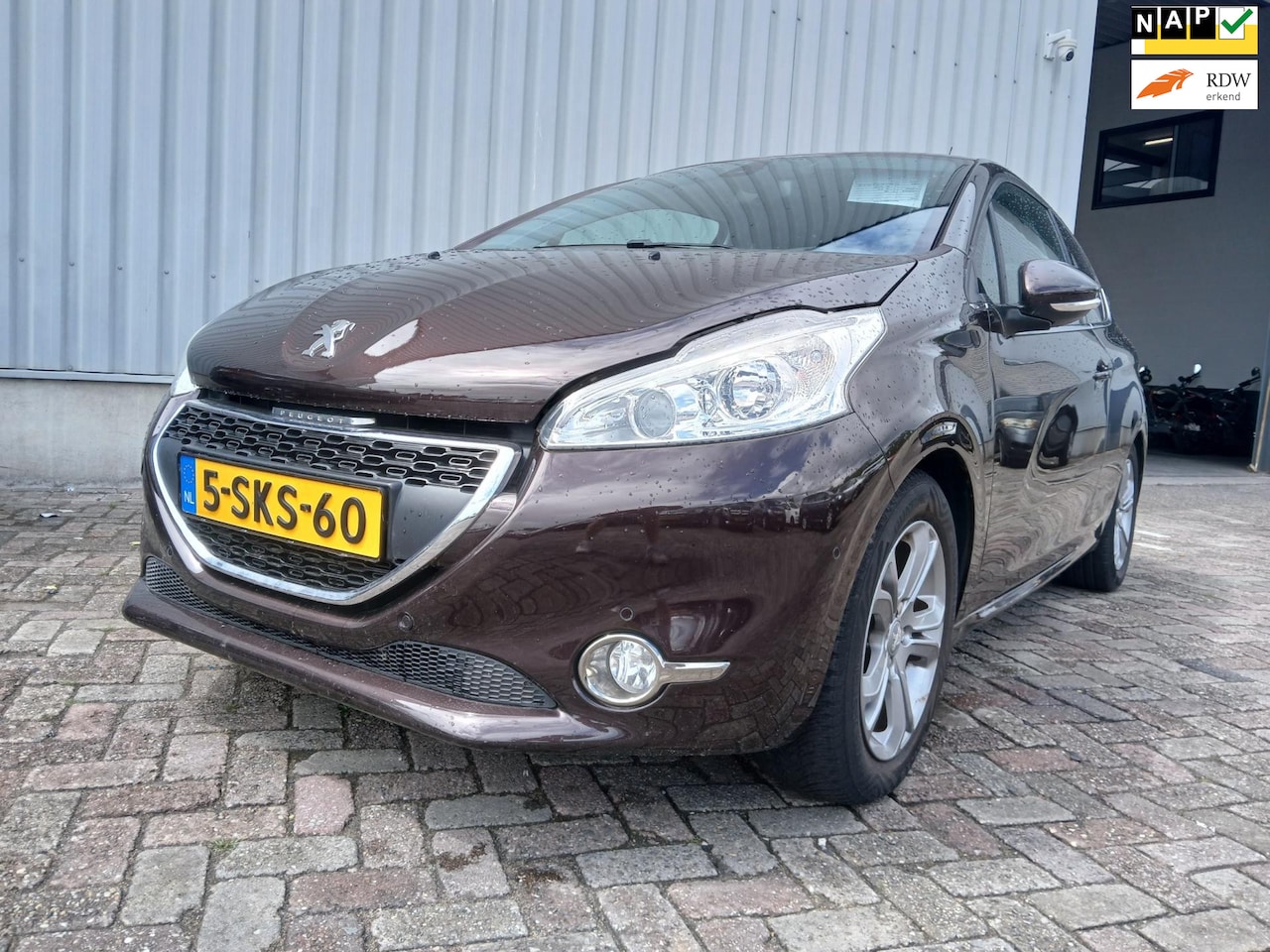 Peugeot 208 - 1.6 VTi Allure - Leer - Start Maar Valt Uit - AutoWereld.nl