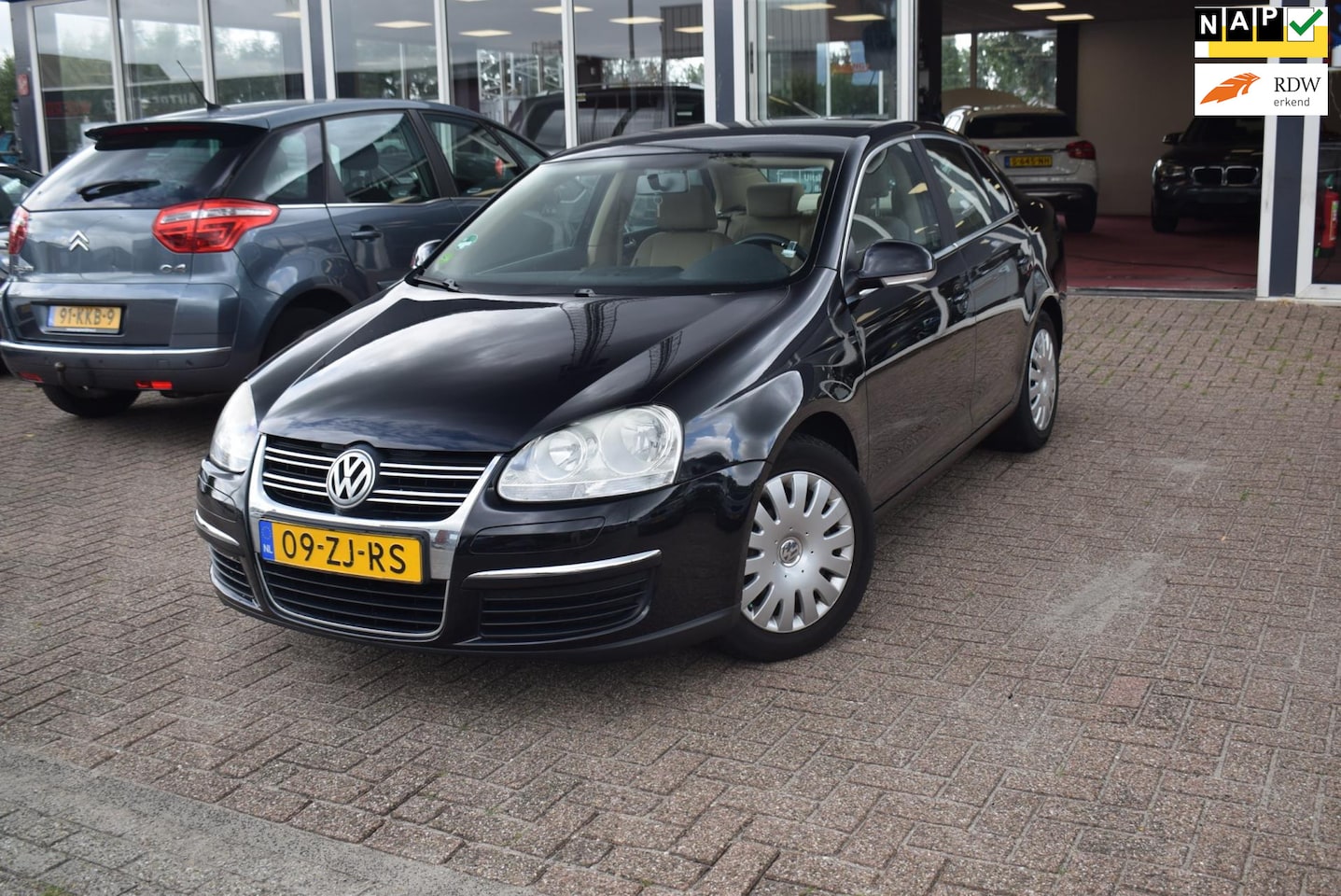 Volkswagen Jetta - 1.4 TSI Comfortline | AIRCO | ELEKTRISCHE RAMEN | TREKHAAK - AutoWereld.nl