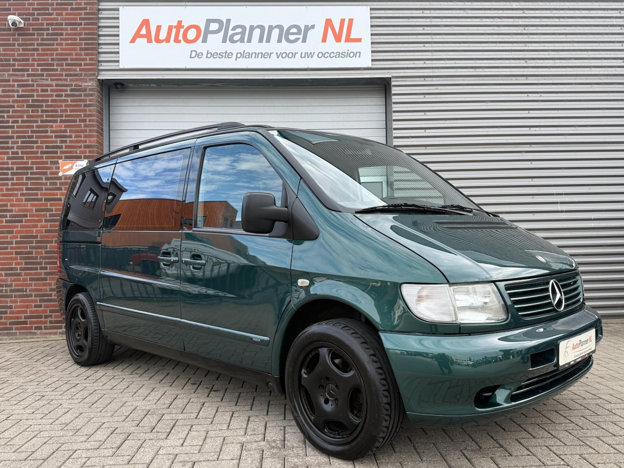 Mercedes-Benz V-klasse - 230 Benzine! Airco! 7-Persoons! - AutoWereld.nl