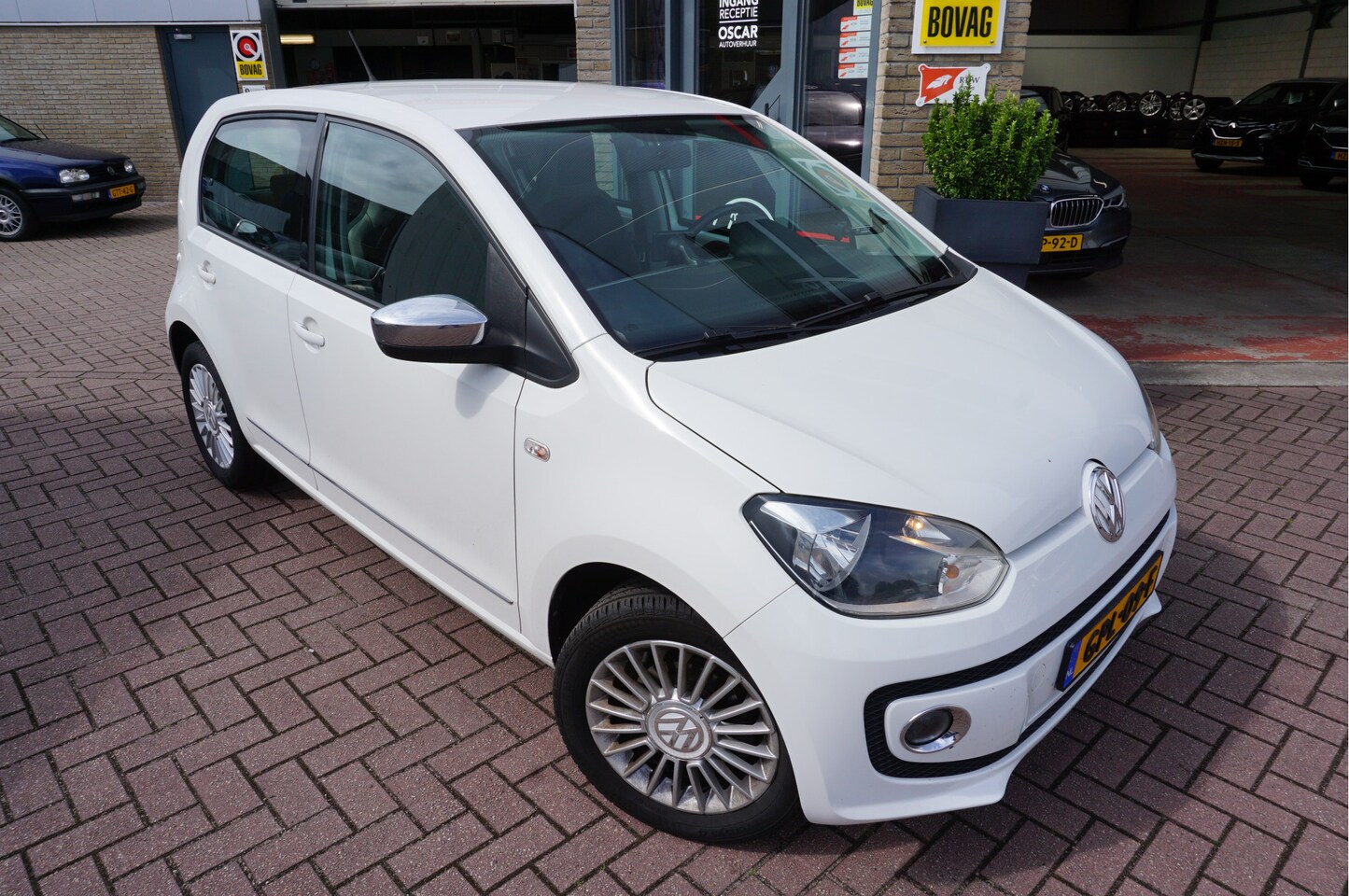 Volkswagen Up! - 1.0I High Up! Automaat - AutoWereld.nl