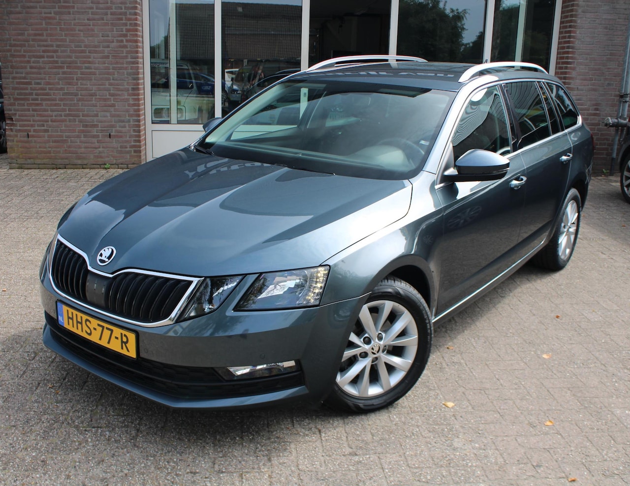 Skoda Octavia Combi - 1.0 TSI Carplay, Navi, Stoelverwarming, LED, Cruise control, Parkeersens. V en A, Leder, A - AutoWereld.nl