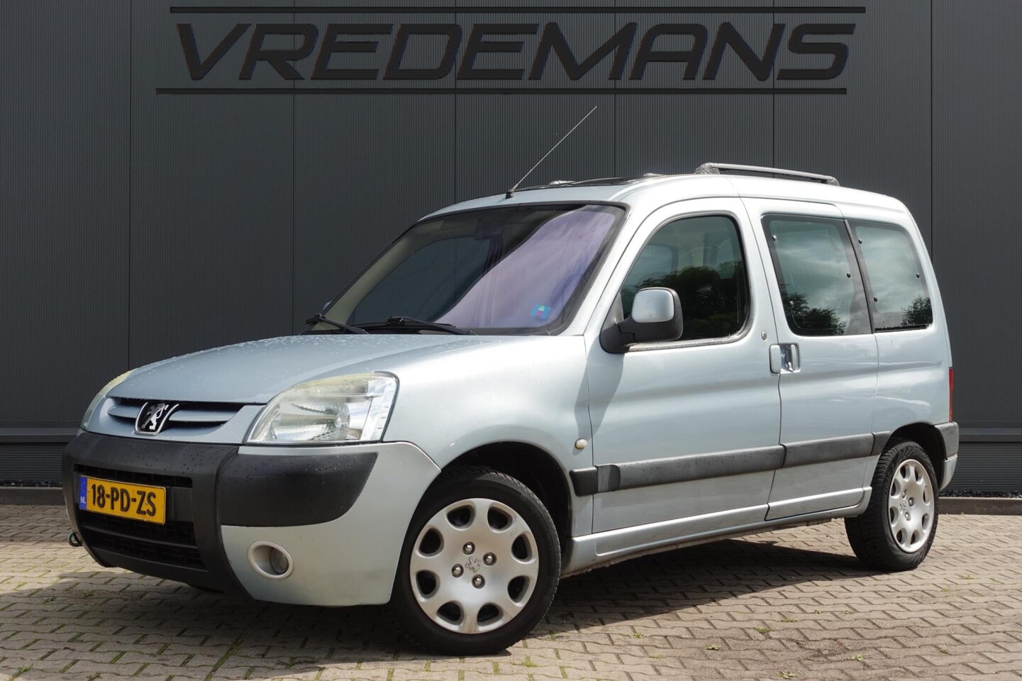 Peugeot Partner MPV - 1.6-16V XT Zenith 1.6-16V XT Zenith - AutoWereld.nl