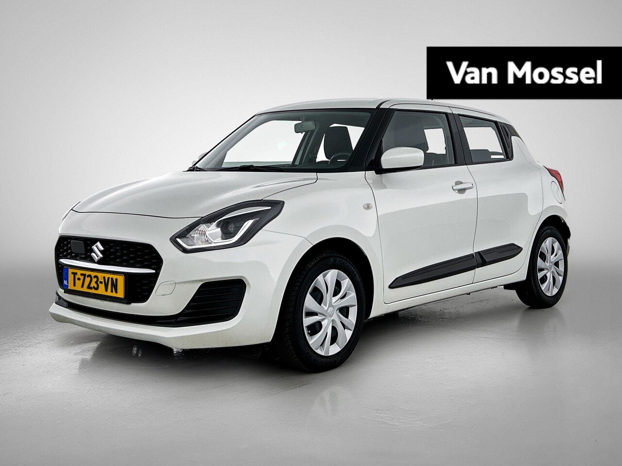 Suzuki Swift - 1.2 Comfort Smart Hybrid | Airco | Radio | - AutoWereld.nl