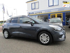 Renault Clio - Station