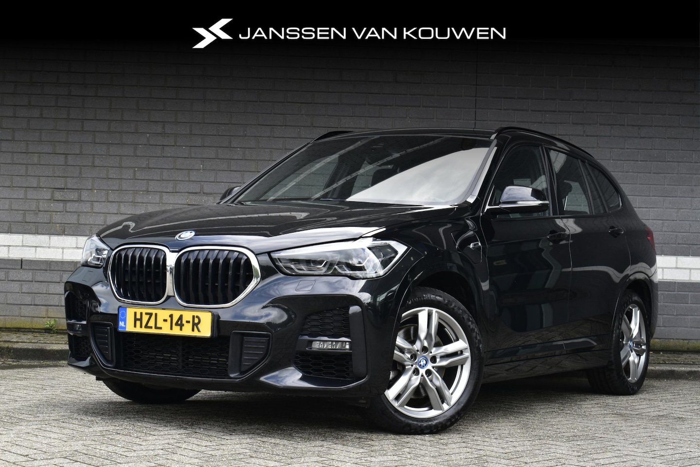 BMW X1 - xDrive25e Executive PHEV M Sport Stoel-Stuurverwarming Trekhaak - AutoWereld.nl