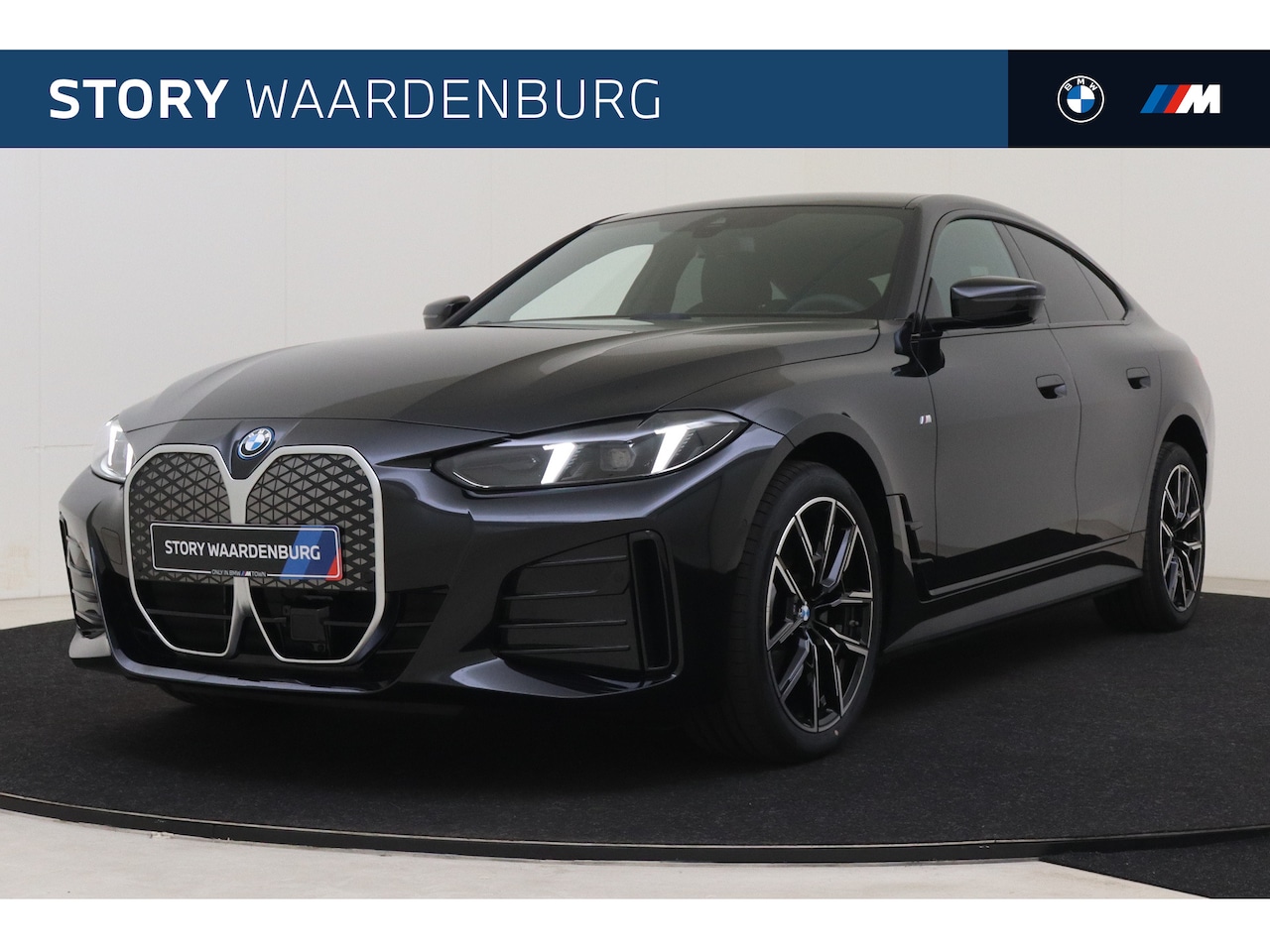 BMW i4 - eDrive35 Gran Coupé M Sport / Achteruitrijcamera / Active Cruise Control / Comfort Access - AutoWereld.nl