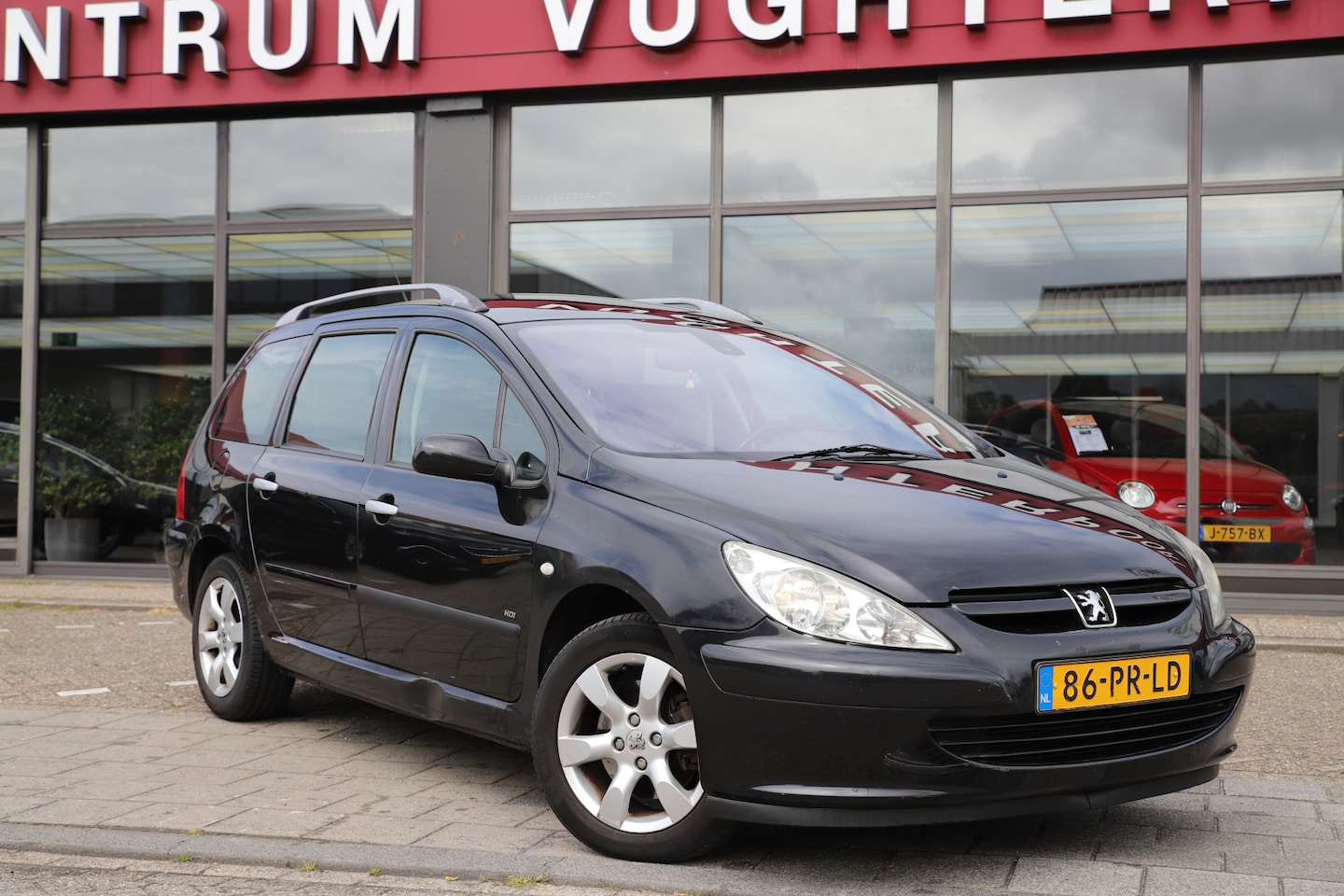 Peugeot 307 SW - 2.0 HDiF 136pk Panoramadak Nieuwe APK/ 08-2026 - AutoWereld.nl