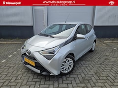 Toyota Aygo - 1.0 VVT-i x-play , Apple carplay/Android auto navigatie