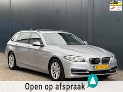BMW 5-serie Touring - 528i Pano|Leder|Nette staat|Facelift