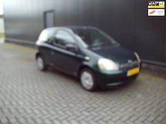 Toyota Yaris - 1.3-16V VVT-i Luna