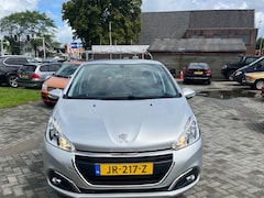 Peugeot 208 - 1.2 PureTech Blue Lion airco navi parkeersensoren