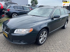Volvo V70 - 2.0 D3 Summum 5 cylinder