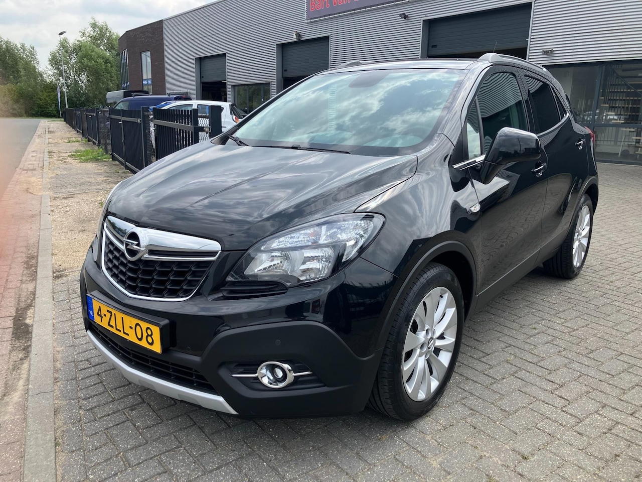 Opel Mokka - 1.4 T Cosmo NAVI , CAMERA , AFN. TREKHAAK - AutoWereld.nl