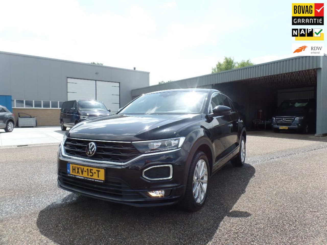 Volkswagen T-Roc - 1.5 TSI Business R LINE AUTOMAAT OPTIE'S 2022 - AutoWereld.nl