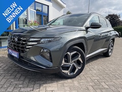 Hyundai Tucson - 1.6 T-GDI N-Line | Parkeersensoren V+A en camera, 19" LM-Velgen, Navigatie, Stoel en Stuur