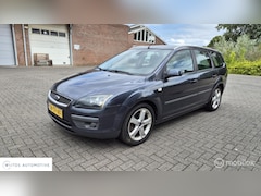 Ford Focus Wagon - 2.0-16V Rally Edition