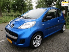Peugeot 107 - 1.0-12V XR