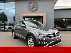 Volkswagen T-Roc - 1.5 TSI 150pk DSG Style Carplay | Camera | Keyless | Elek. Achterklep | Rijklaar incl. gar