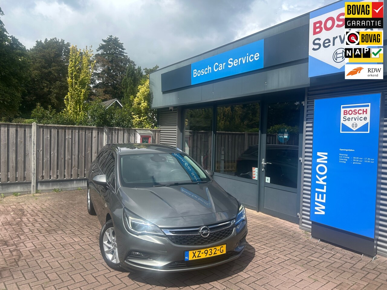 Opel Astra Sports Tourer - 1.0 T Business Executive - AutoWereld.nl
