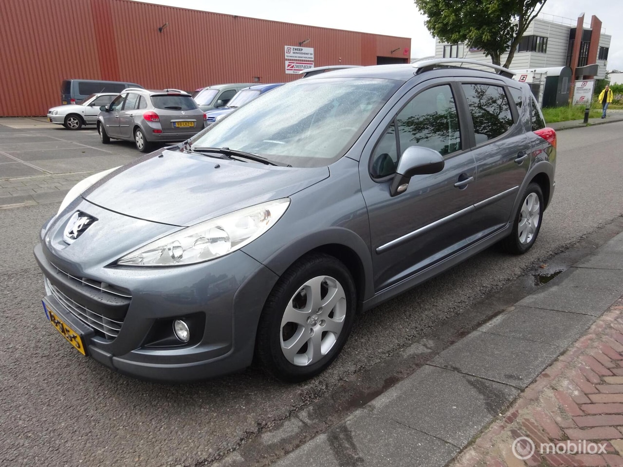 Peugeot 207 SW - 1.6 VTi Blue Lease Executive 1.6 VTi Blue Lease Executive - AutoWereld.nl