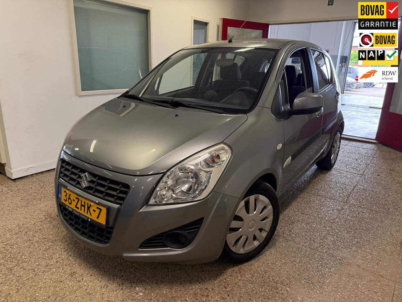 Suzuki Splash - 1.2 Comfort Automaat Airco - AutoWereld.nl
