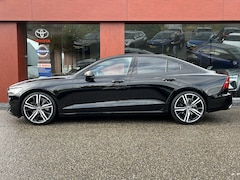 Volvo S60 - 2.0 T5 R-Design | Pano | Pilot Assist | Head-up | Carplay | Stuur/Stoelverw. | 20''