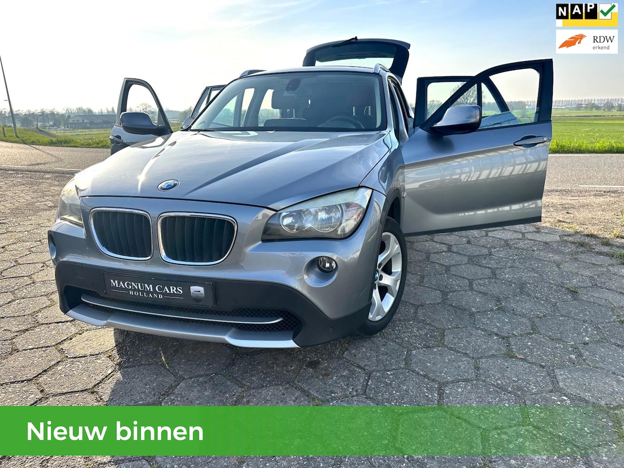 BMW X1 - SDrive18i Executive NAP 5dr,Trekhaak, Airco, Navi Scherm, - AutoWereld.nl