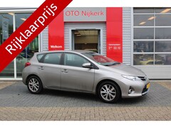 Toyota Auris - 1.3 Now 5deurs met trekhaak