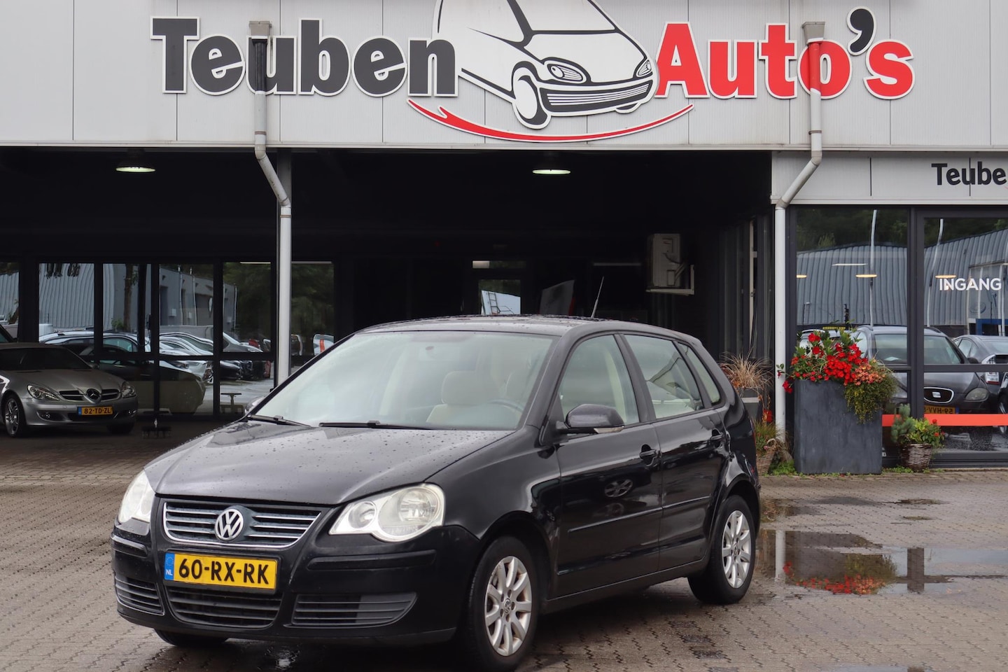 Volkswagen Polo - 1.4-16V Sportline Airco, Cruise control, Lichtmetalen wielen, Elektrische ramen - AutoWereld.nl