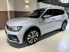 Volkswagen Tiguan Allspace - 2.0 TSI 4Motion R-LINE | PANO | CAMERA | TREKHAAK |LINE-ASSIST | BTW AUTO