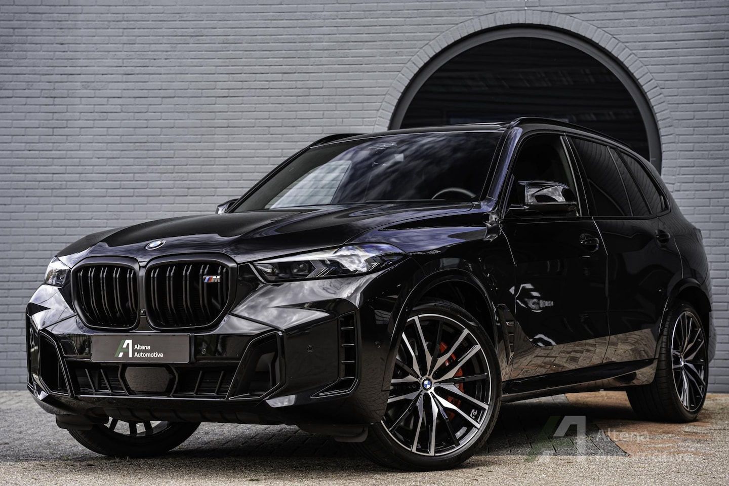 BMW X5 - M60i xDrive Bowers Wilkins, Sky lounge, 4 wiel besturing - AutoWereld.nl