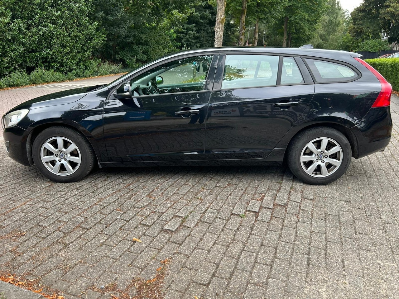 Volvo V60 - 1.6 T3 Kinetic KM 170775 MET NAP - AutoWereld.nl