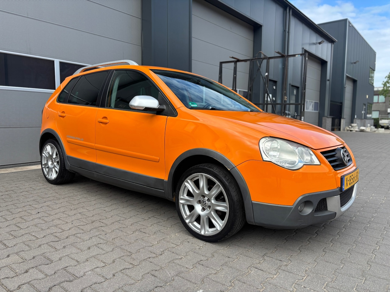 Volkswagen Polo - 1.4-16V Cross 5DRS|AIRCO|CARPLAY - AutoWereld.nl