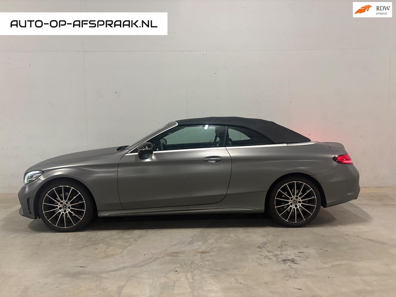 Mercedes-Benz C-klasse Cabrio - 180 AMG Leer Facelift Navi Camera - AutoWereld.nl
