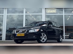 Volvo V70 - 3.2 AWD Momentum Leer Xenon Trekhaak LPG G3 Mooi