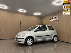 Toyota Yaris - 1.0 VVT-i Terra * 28.657 km + NAP / APK 06-2026 / NL Auto