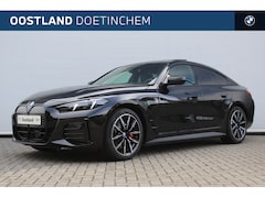 BMW i4 - eDrive40 M Sport / Schuif-kanteldak / Trekhaak / Adaptieve LED / Active Cruise Control / M