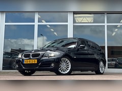 BMW 3-serie Touring - 318i Business Line Automaat Schuifdak Trekhaak Navi Xenon Mooi