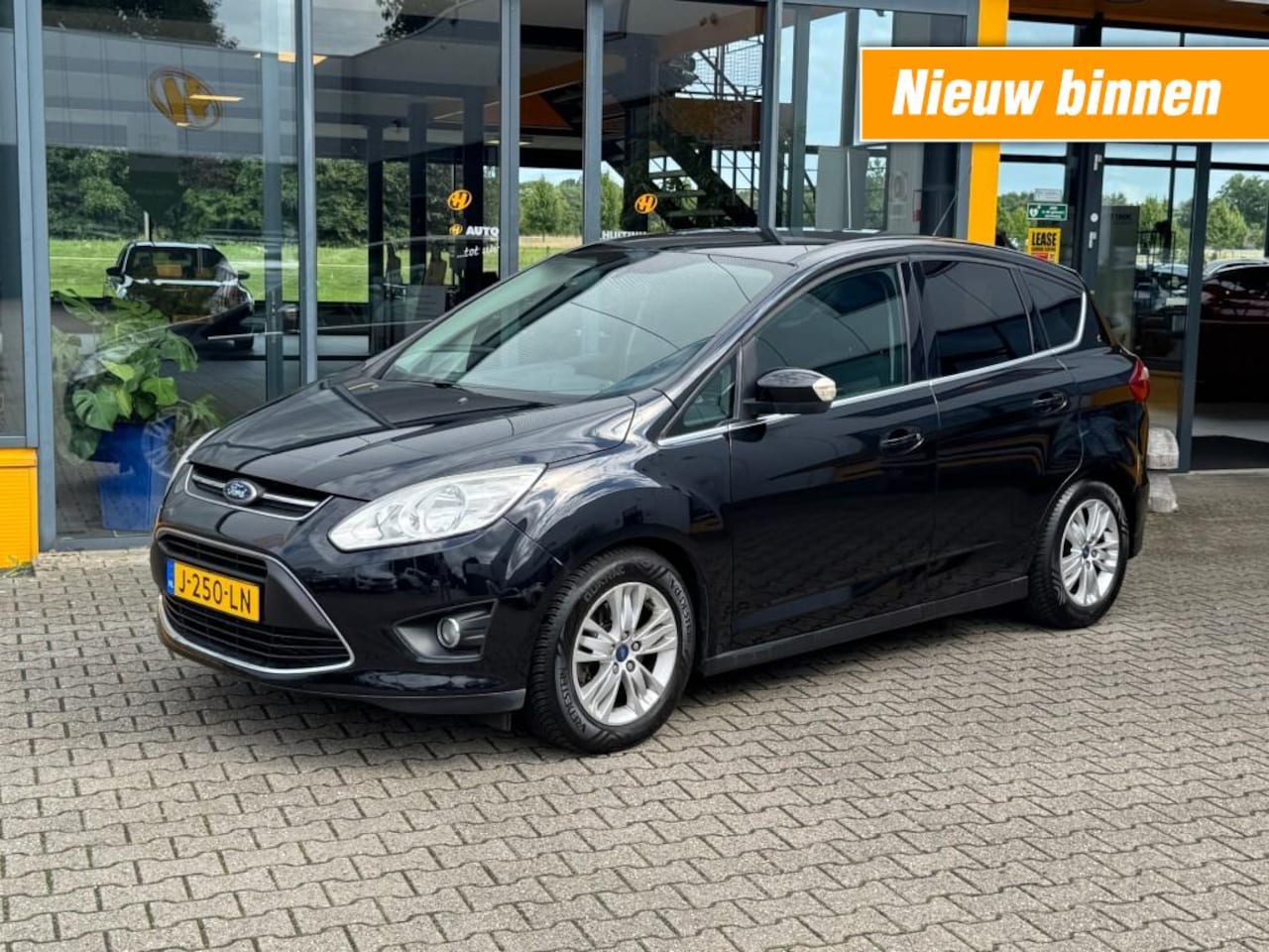 Ford C-Max - 1.6 EcoB. Lease Trend - 1500kg trek - stoelverwarming - navi - AutoWereld.nl