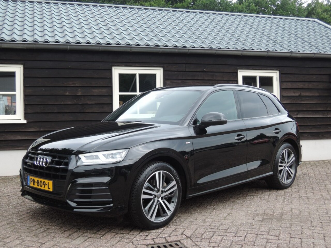 Audi Q5 - 2.0 TFSI Q. LAUNED. s-line Luchtvering - AutoWereld.nl