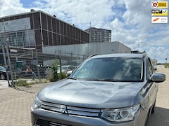 Mitsubishi Outlander - 2.0 PHEV Instyle