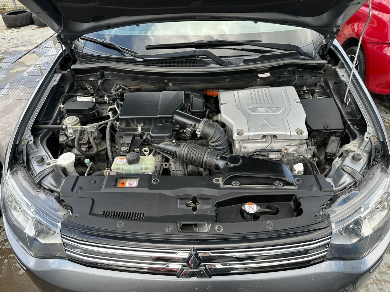 Mitsubishi Outlander - 2.0 PHEV instyle 2.0 PHEV Instyle - AutoWereld.nl