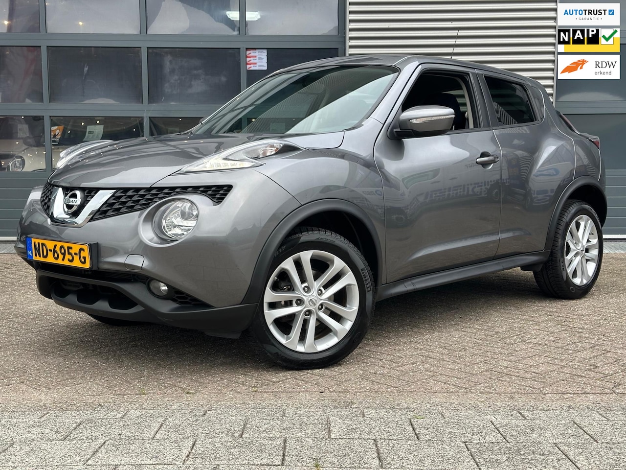 Nissan Juke - 1.6 Acenta | Navi | CRUISECR | Camera | Climate | NAP - AutoWereld.nl